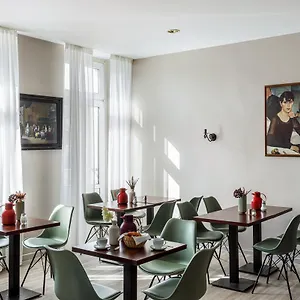 https://hotel-nova.find-berlin-hotels.com